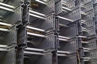 深圳市中良五金電子 惠州地區專業電纜橋架與配電柜一站式供貨商